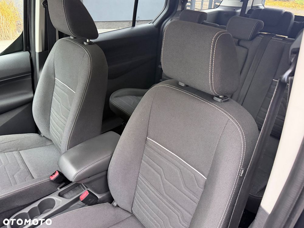 Ford Tourneo Connect 1.6 EcoBoost Titanium - 13