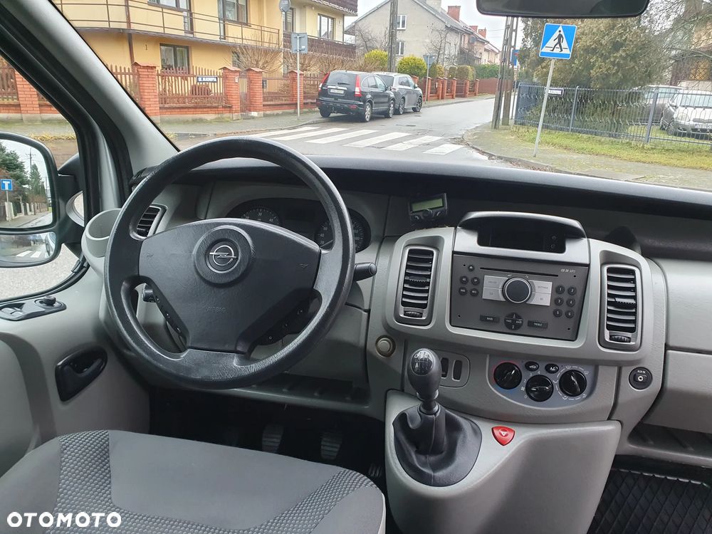 Opel Vivaro - 21