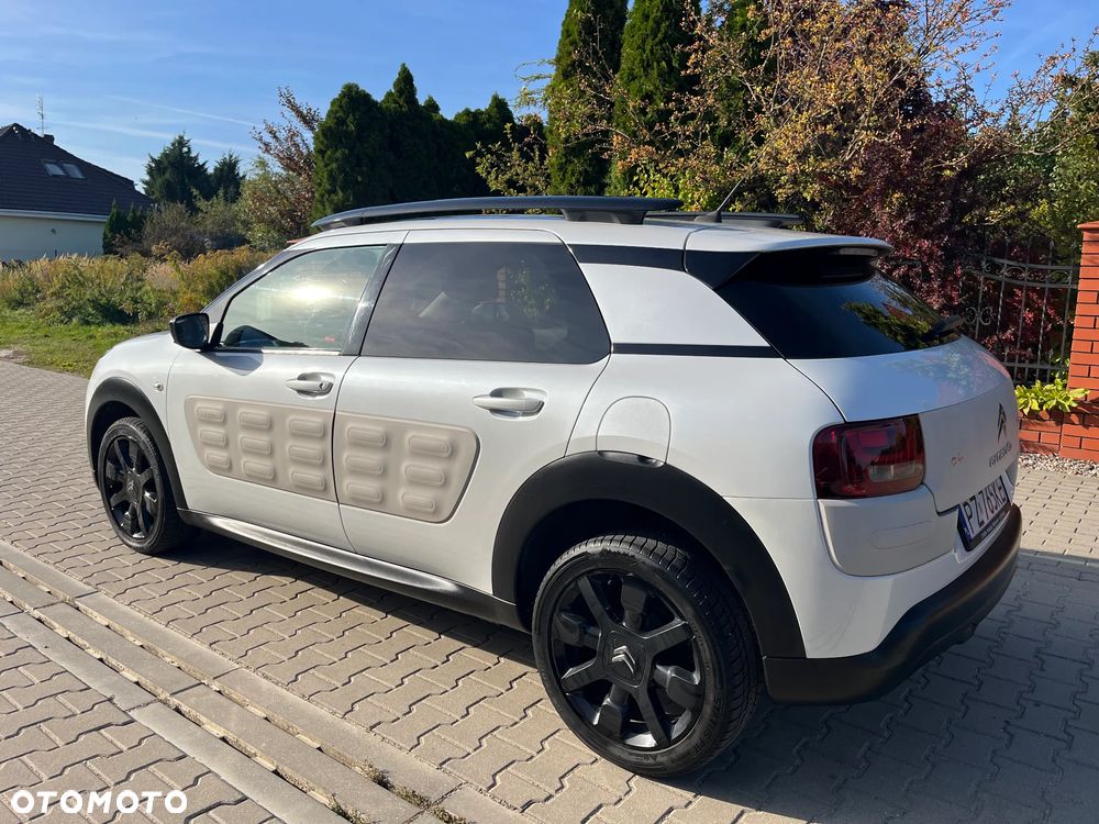 Citroën C4 Cactus 1.2 PureTech Shine Edition S&S - 3