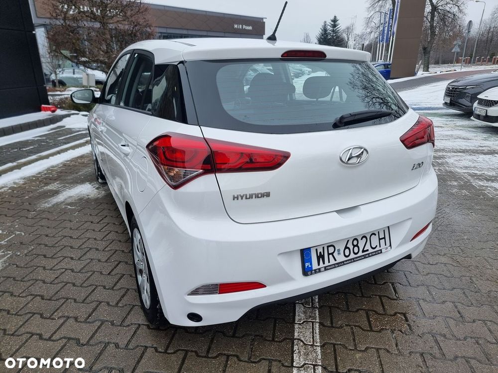 Hyundai i20 1.2 BlueDrive Classic + - 16