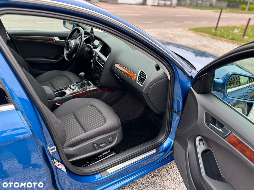 Audi A4 Avant - 11