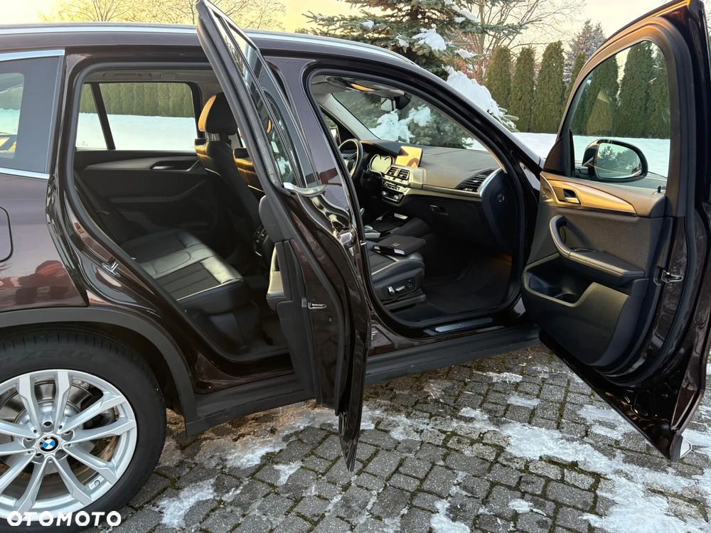 BMW X3 xDrive20i Luxury Line sport - 20