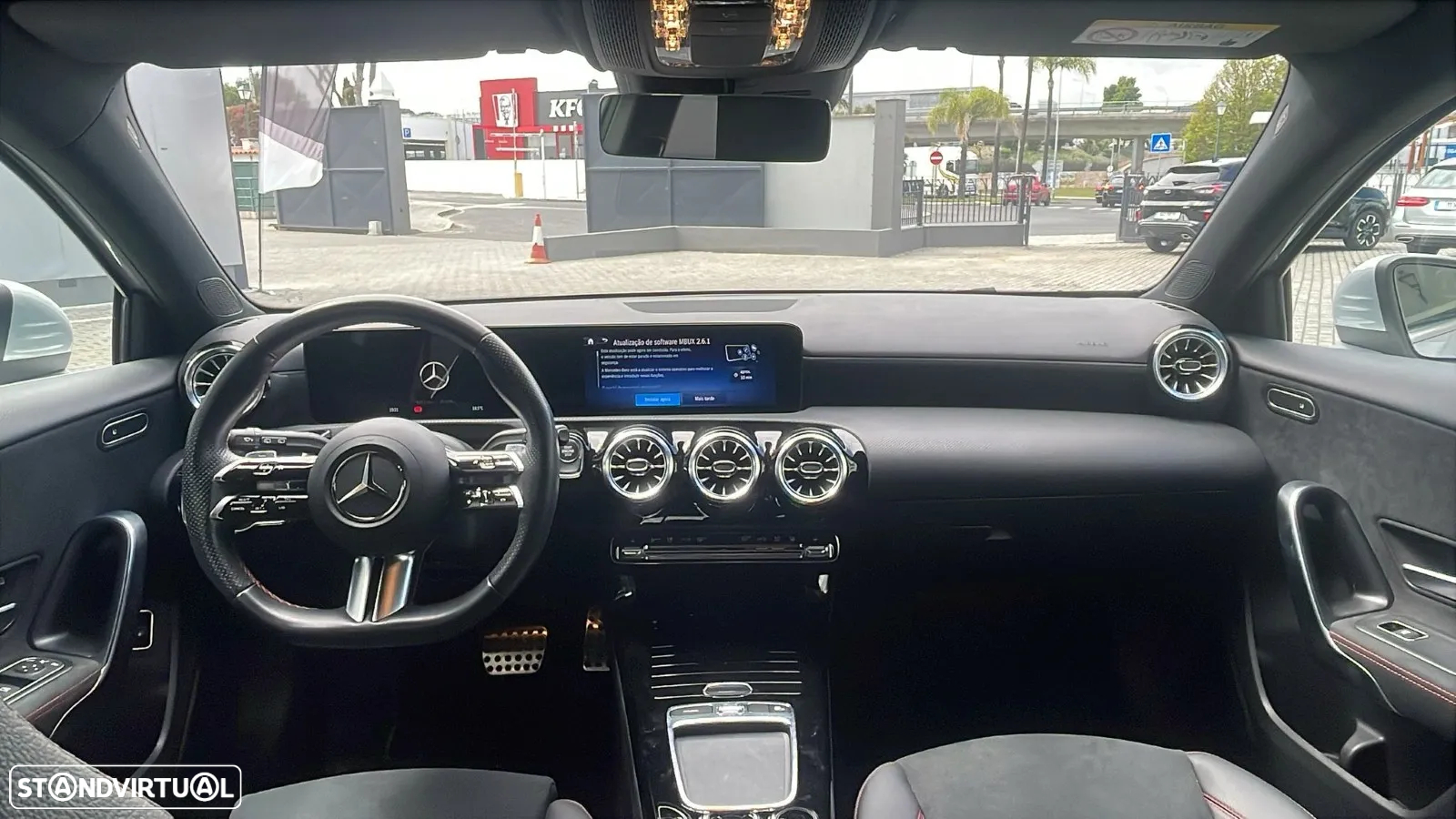 Mercedes-Benz A 250 e AMG Line - 2