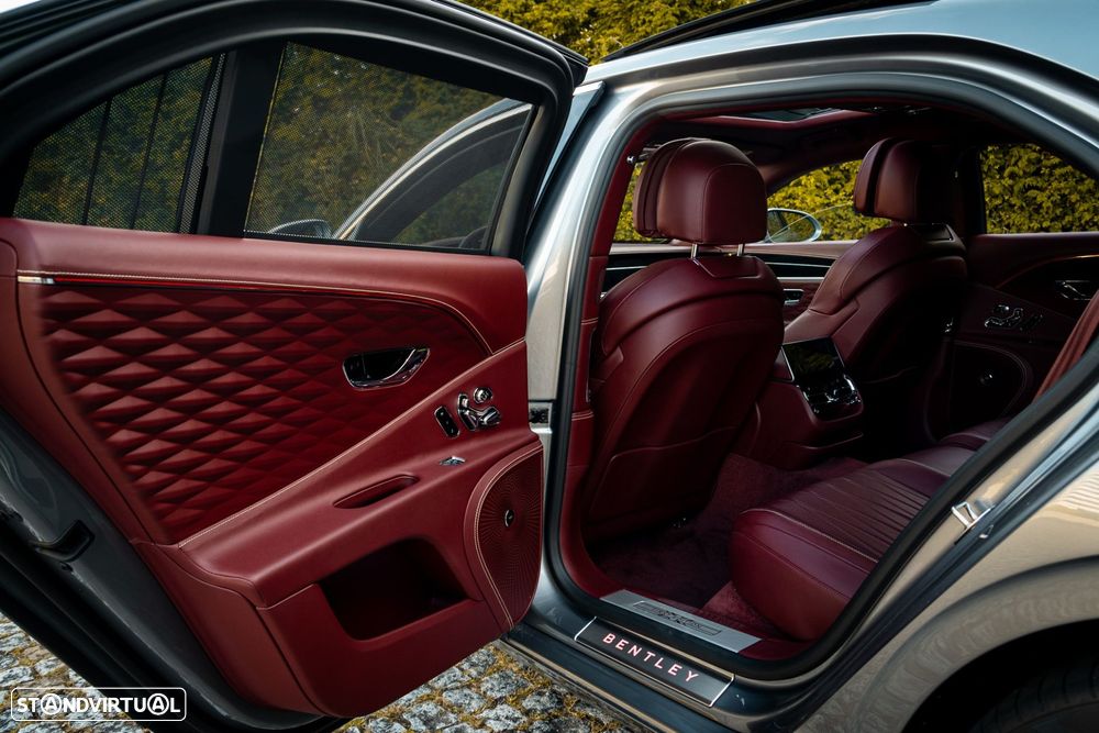 Bentley Flying Spur W12 - 45