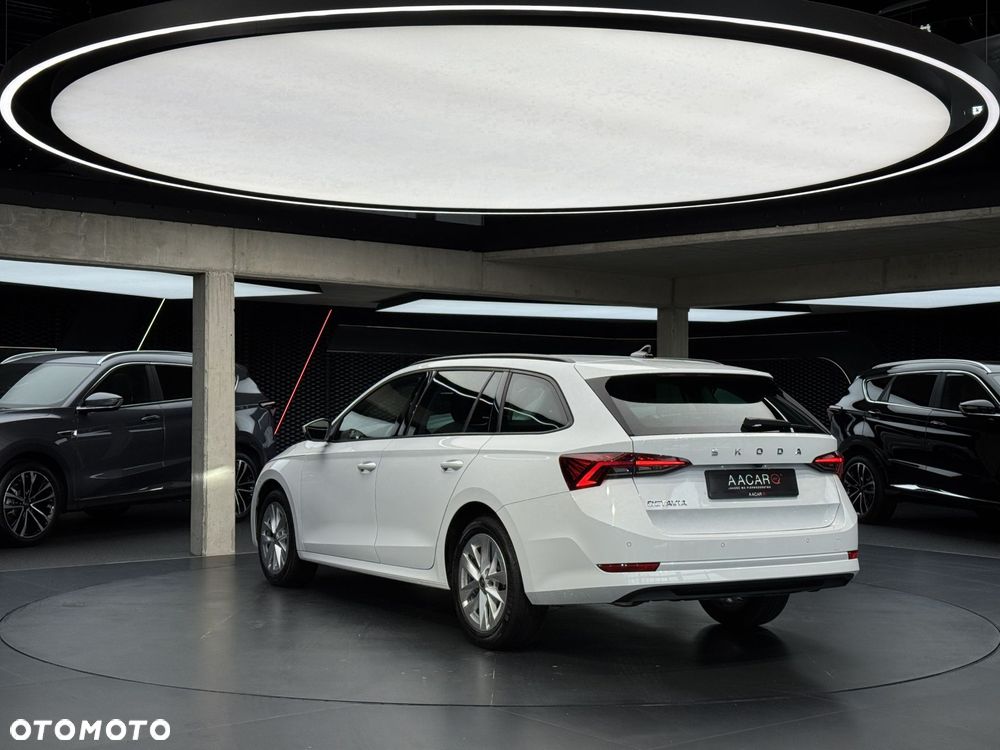 Skoda Octavia 2.0 TDI Ambition DSG - 4