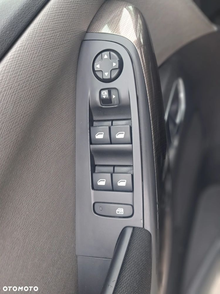 Citroën C4 Grand Picasso 2.0 HDi FAP Exclusive - 25