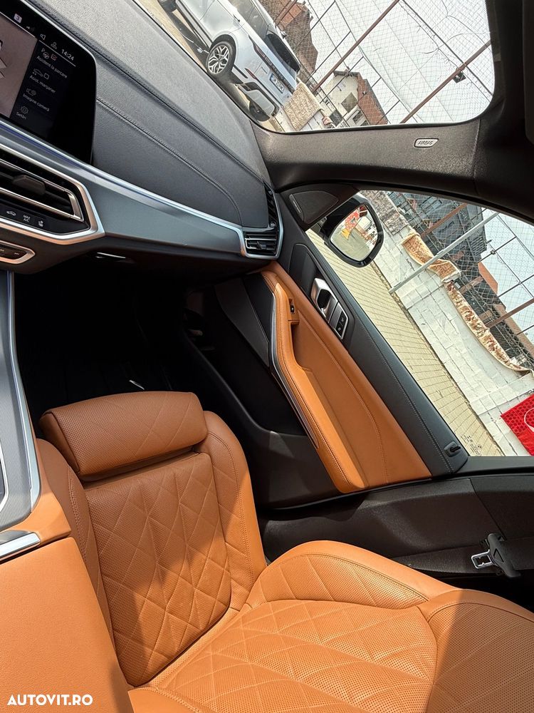 BMW X5 xDrive40i - 12