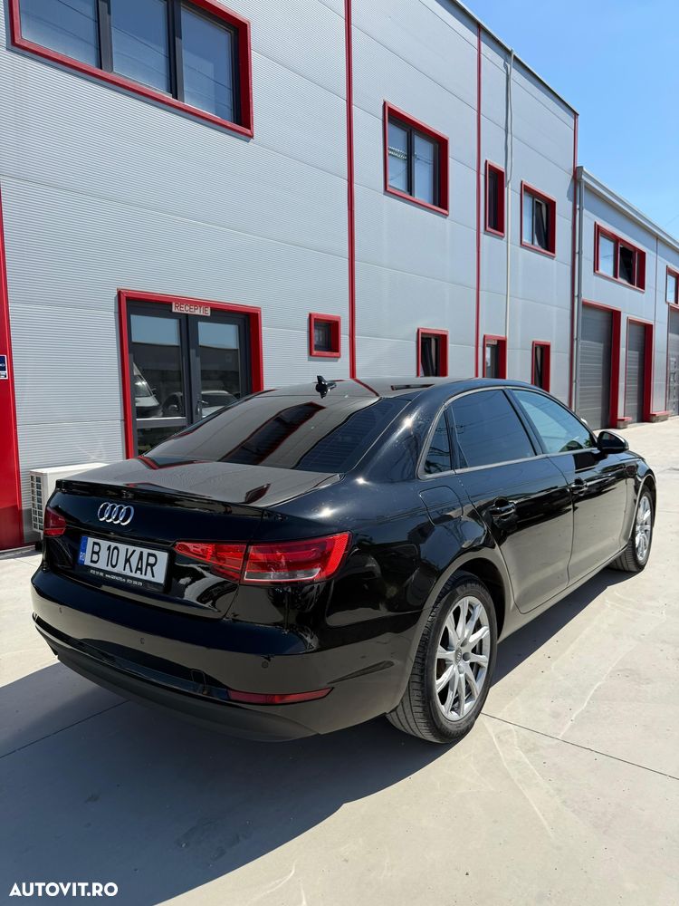 Audi A4 2.0 TDI S tronic - 5