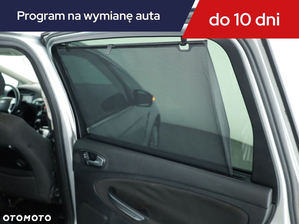 Ford S-Max - 13