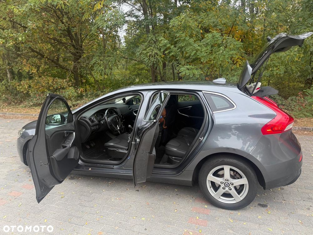Volvo V40 - 8