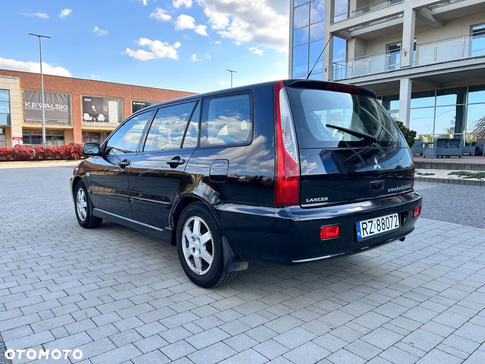 Mitsubishi Lancer - 4