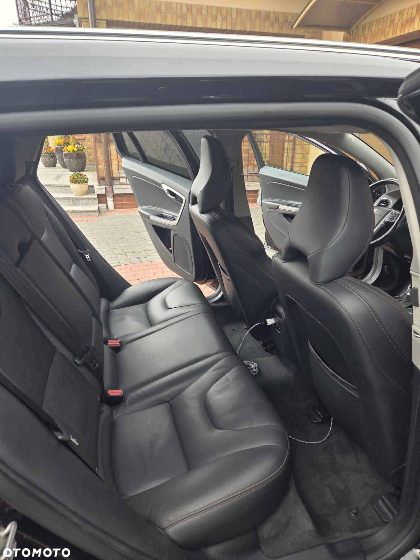 Volvo V60 Cross Country T5 AWD Summum - 15