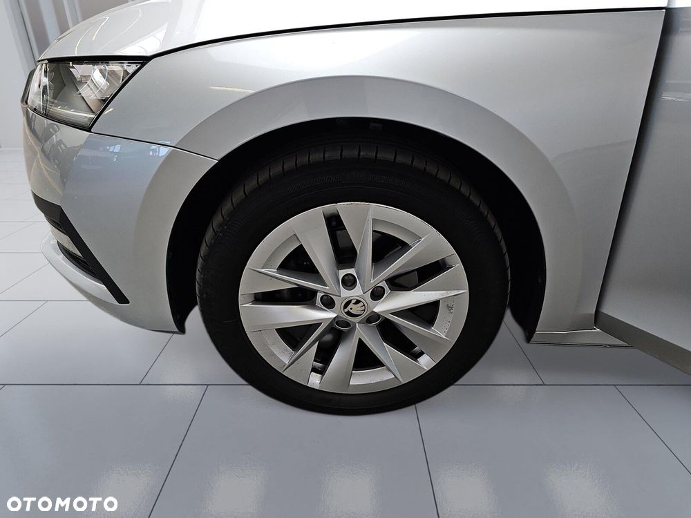 Skoda Octavia 2.0 TDI Ambition DSG - 34