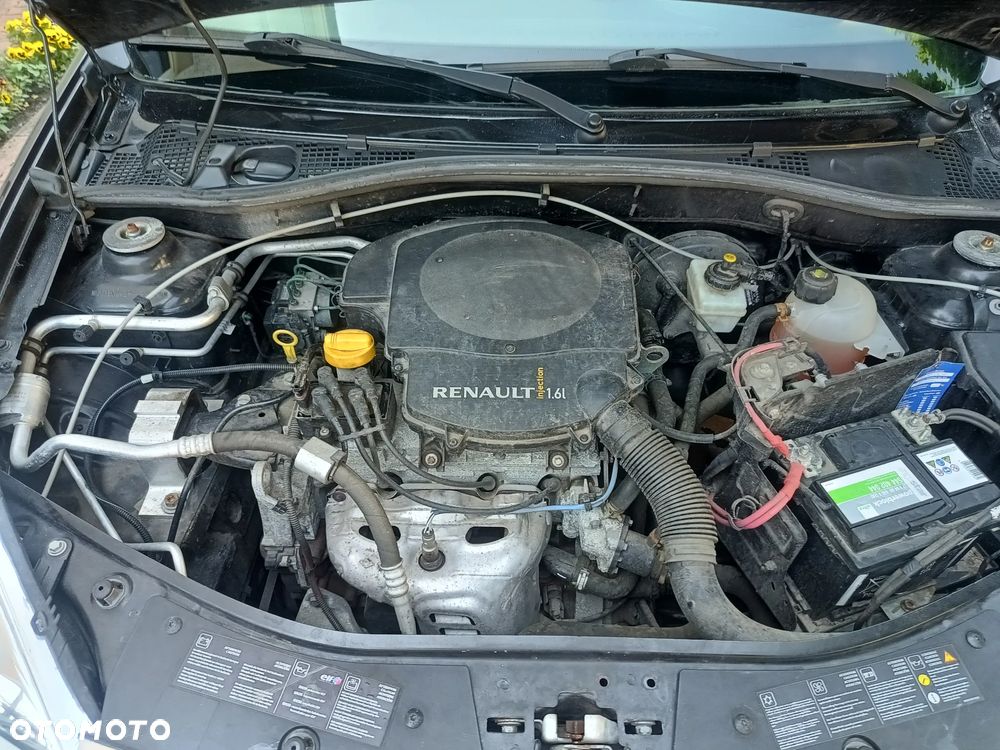 Dacia Sandero 1.6 Laureate - 22