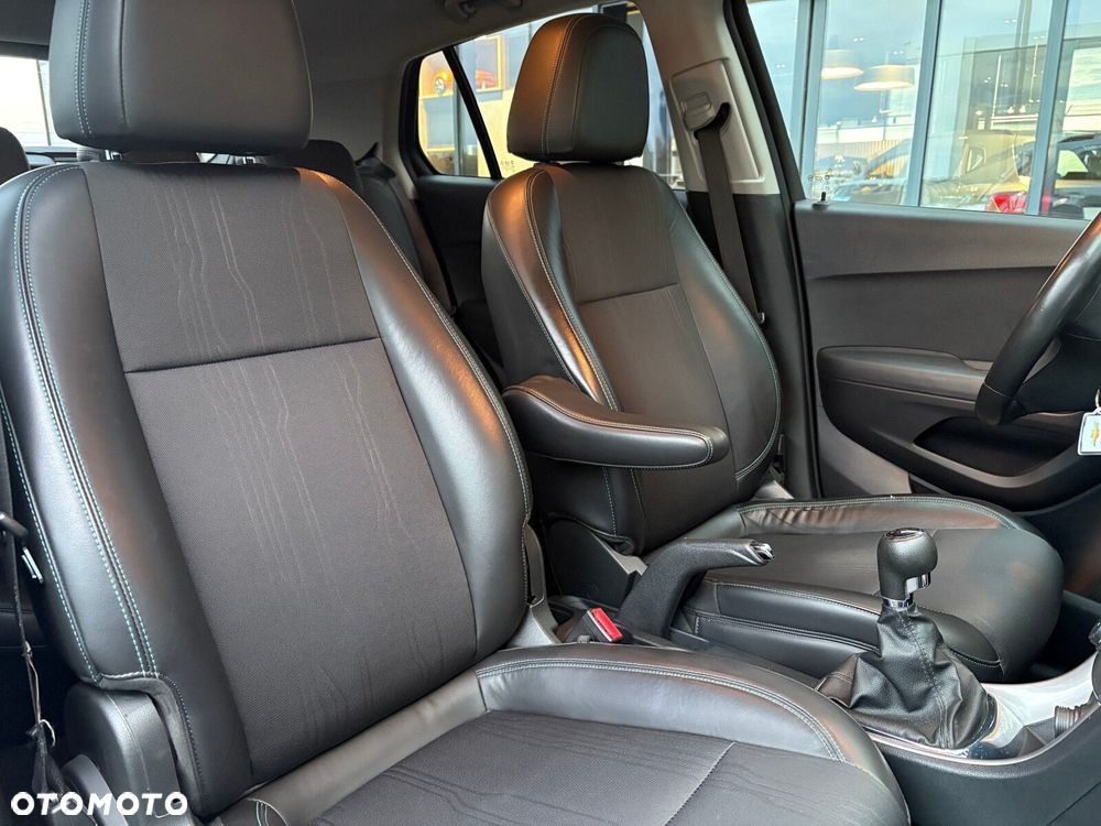 Chevrolet Trax 1.6 LS - 17