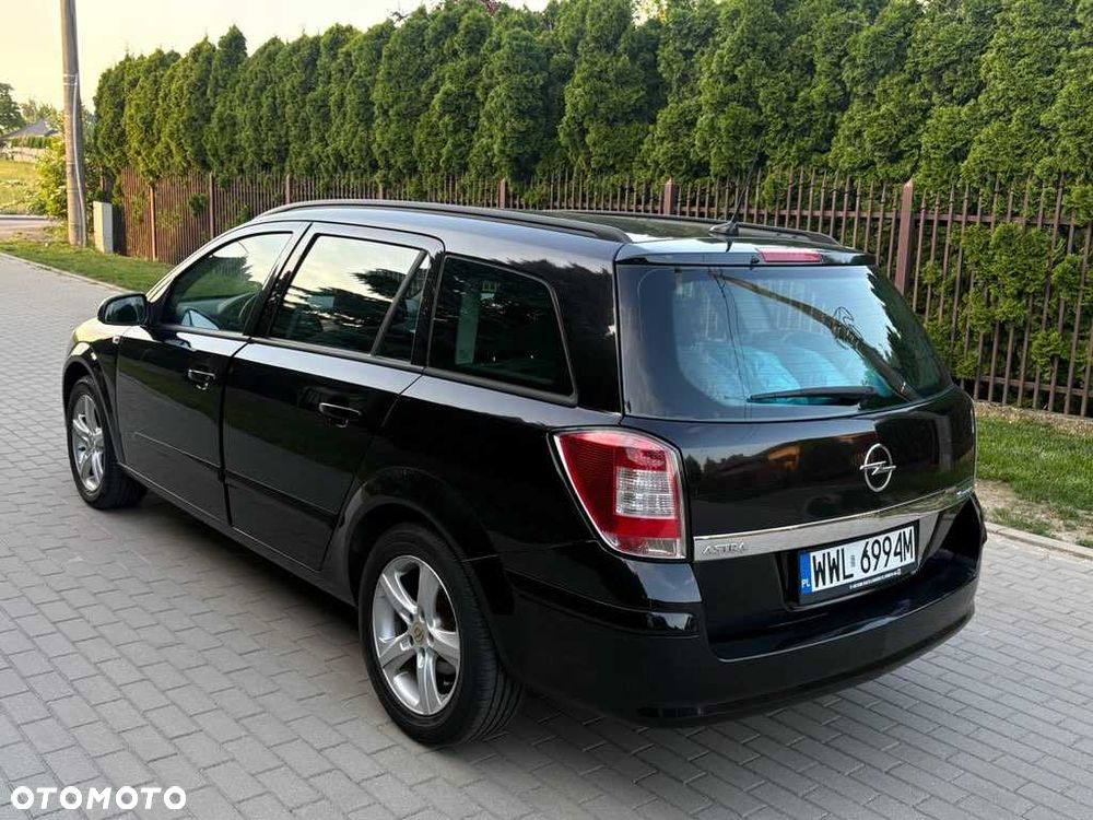Opel Astra - 4