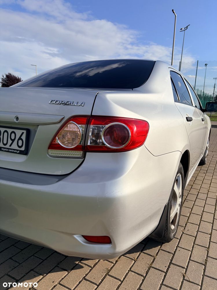 Toyota Corolla 1.6 Premium - 10