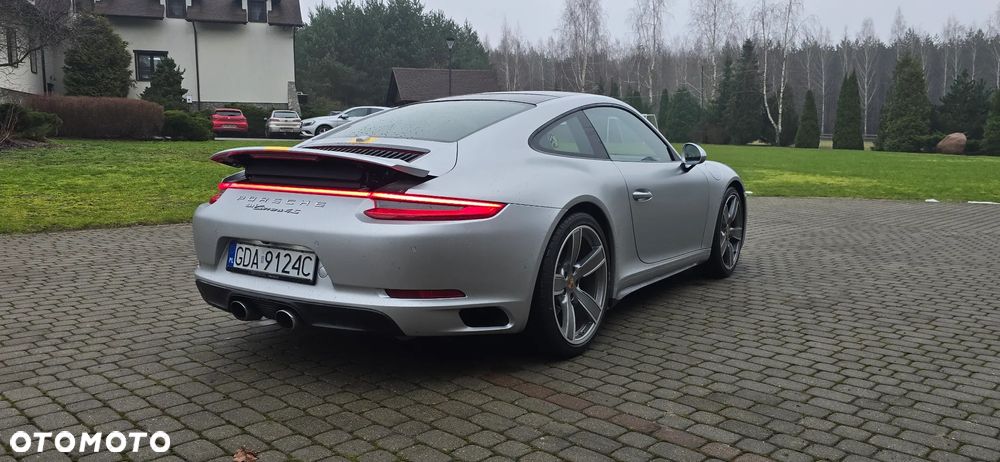 Porsche 911 Carrera 4S PDK - 9