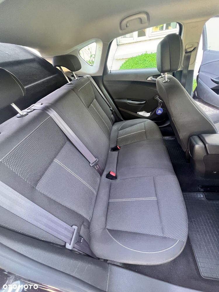 Opel Astra 1.6 Enjoy - 6