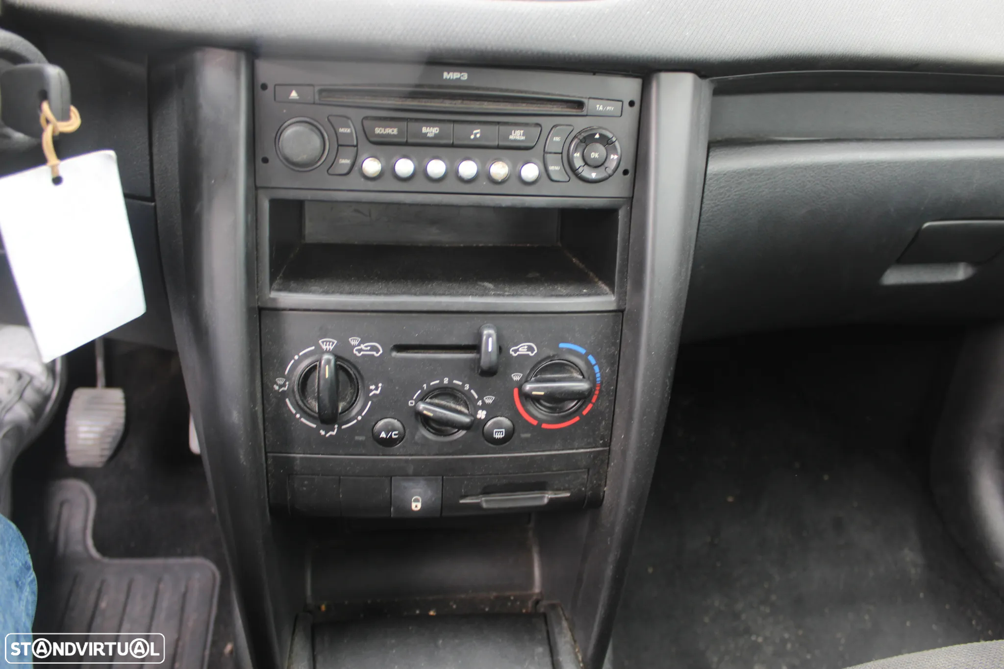 Peugeot 207 1.4 16V Trendy - 9