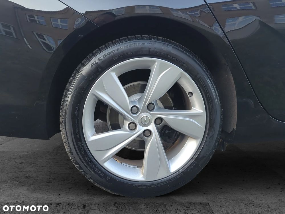 Opel Insignia 1.5 T Innovation S&S - 27