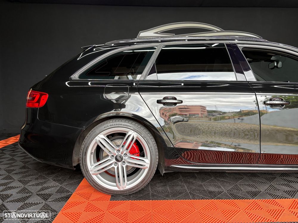 Audi A4 Avant 2.0 TDI Multitronic S-line - 24