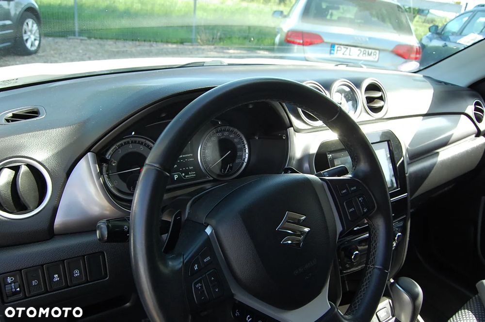 Suzuki Vitara - 22