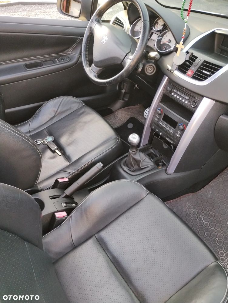 Peugeot 207 CC - 31