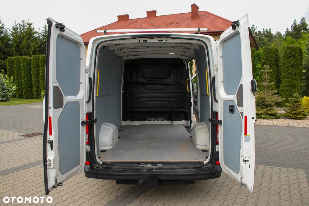Volkswagen Crafter - 34