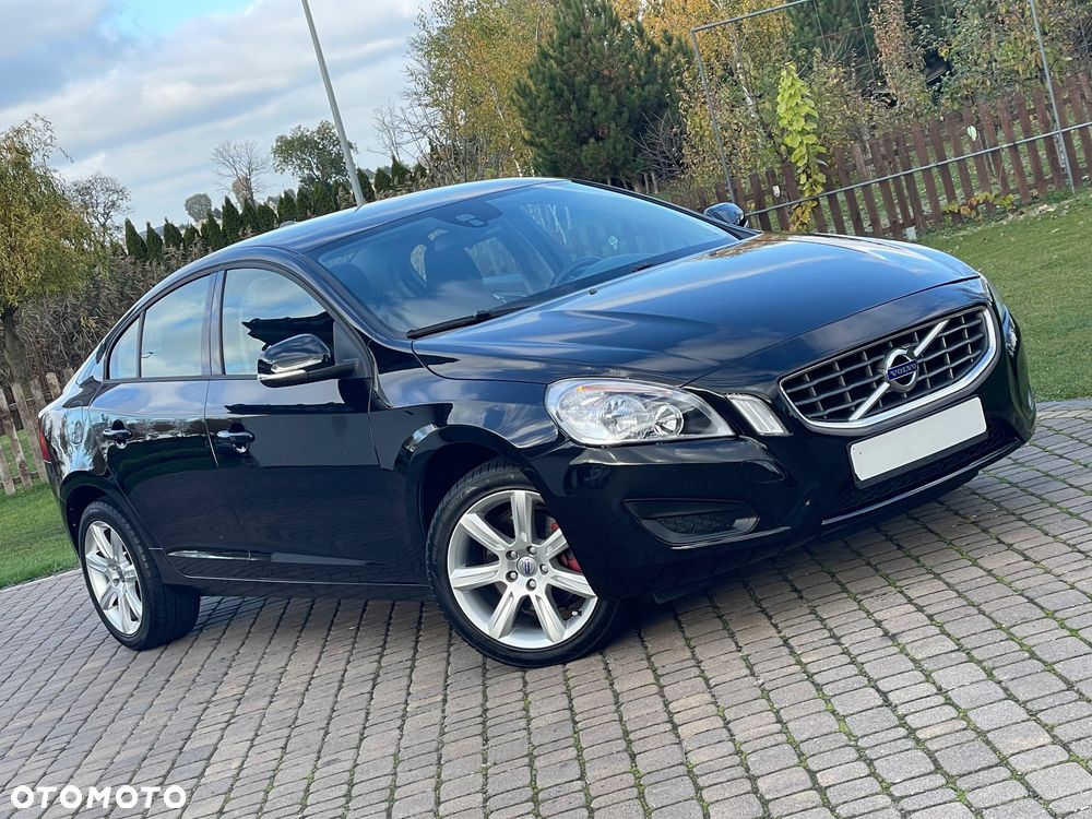 Volvo S60 2011 photo 3