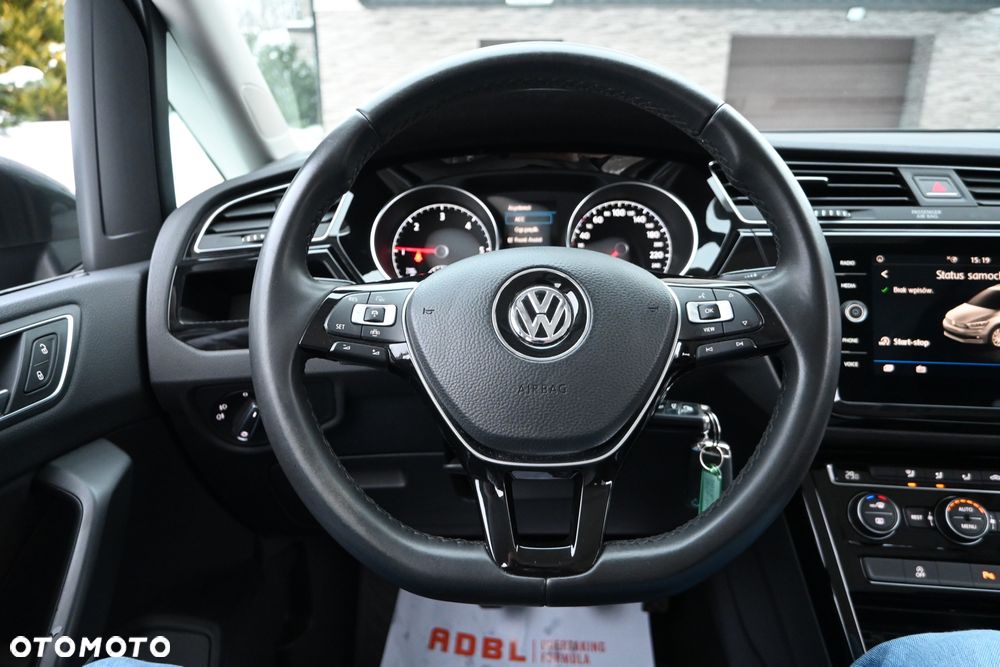 Volkswagen Touran 2.0 TDI SCR Highline - 31