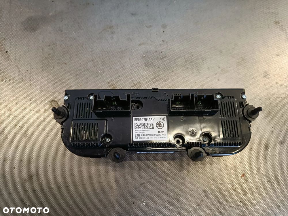 Skoda Octavia 3 FL III lift Panel Sterowania Nawiewu Klimatyzacji 5E0907044AP - 6
