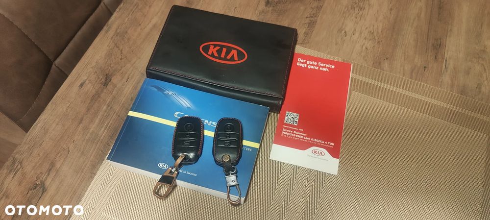Kia Carens 1.7 CRDi XL 7os - 8