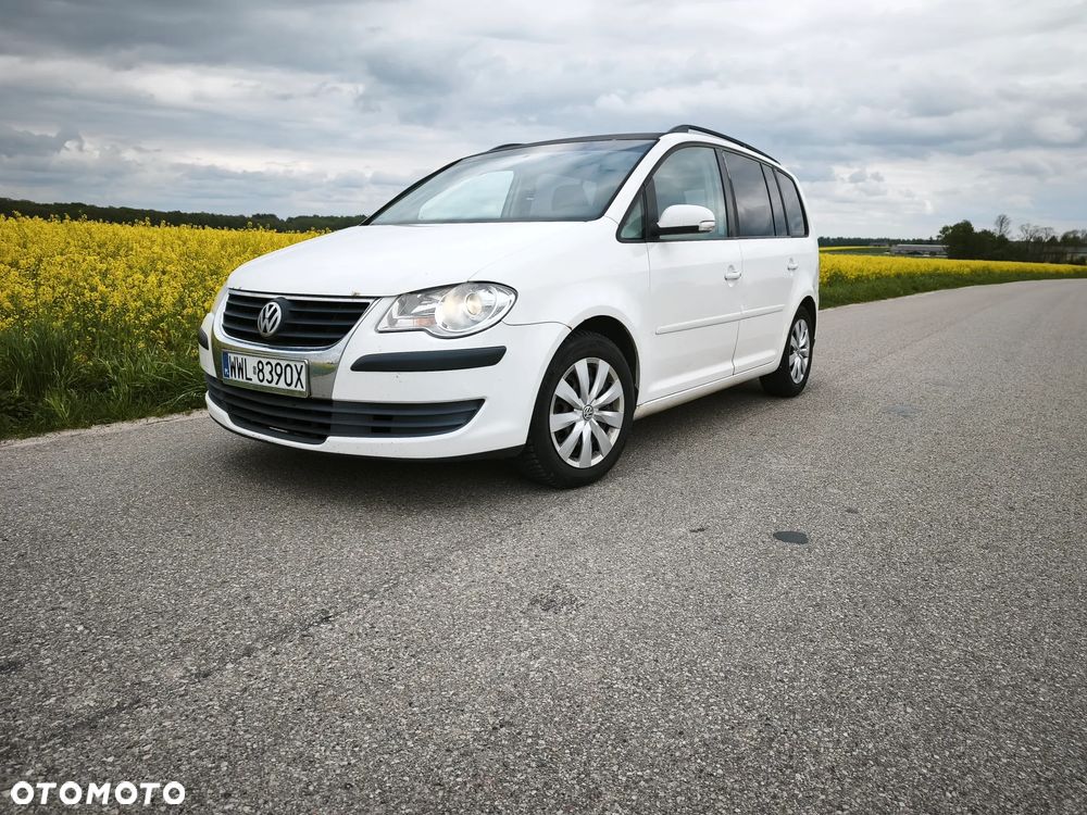 Volkswagen Touran 1.9 TDI Highline - 1