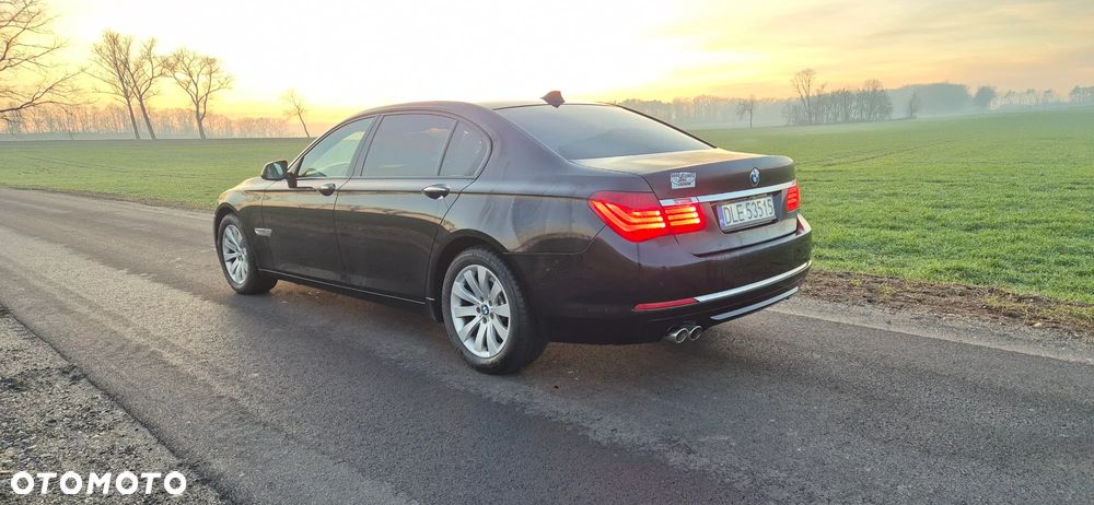 BMW Seria 7 730Ld Edition Exclusive - 15