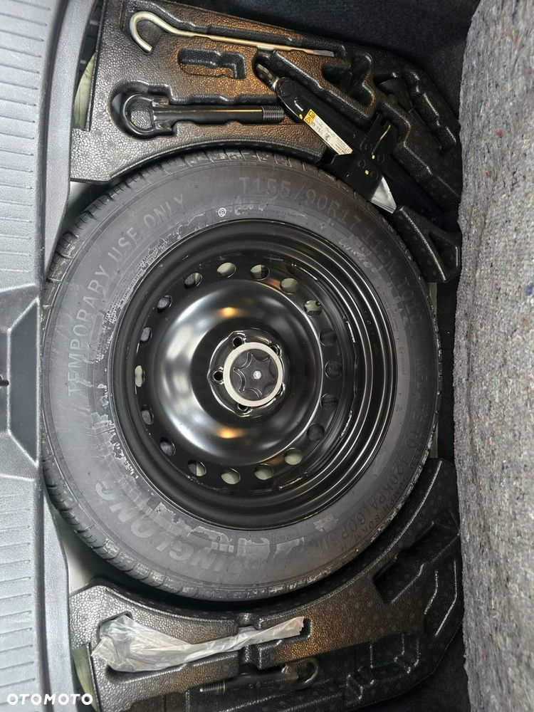 Nissan Qashqai - 25
