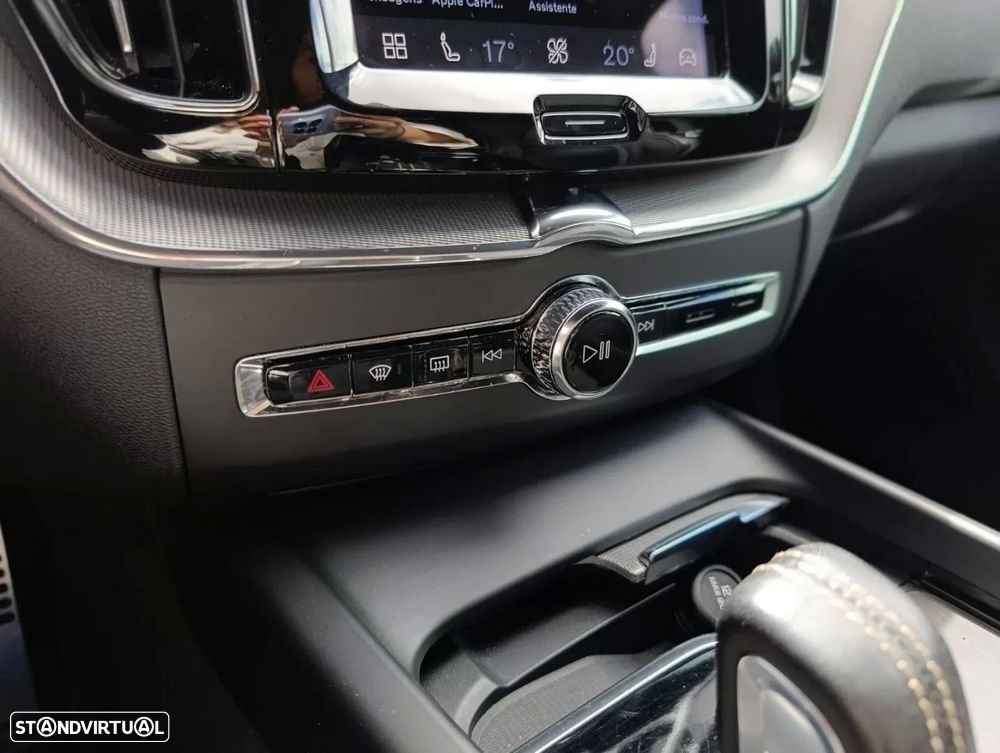 Volvo XC 60 2.0 B4 R-Design - 16