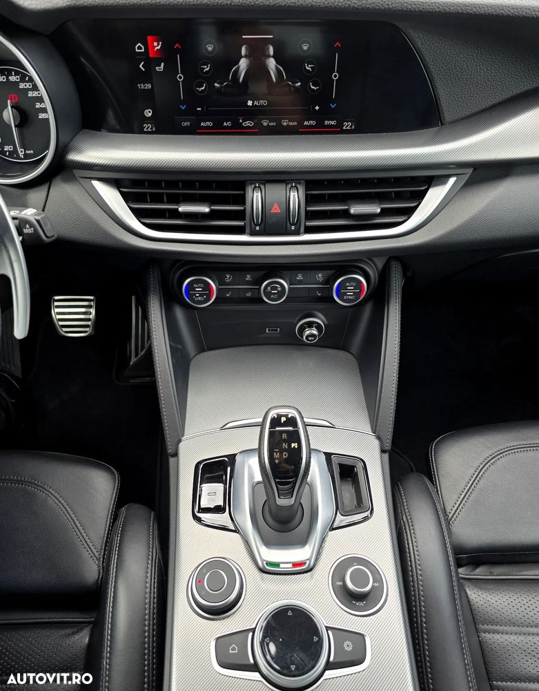 Alfa Romeo Stelvio 2.2 16V AT8 Q4 Veloce - 13