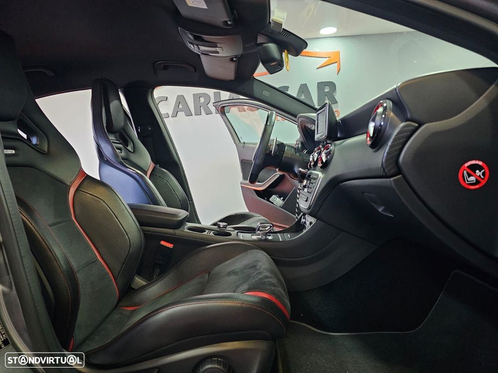 Mercedes-Benz A 45 AMG 4-Matic - 12