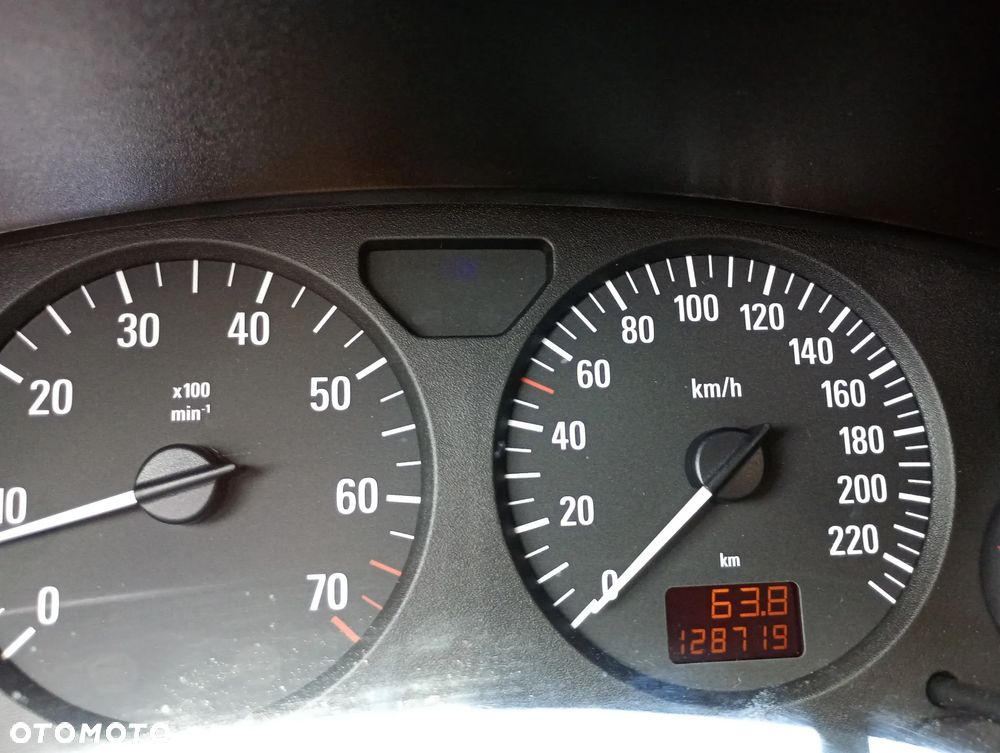 Opel Astra - 6