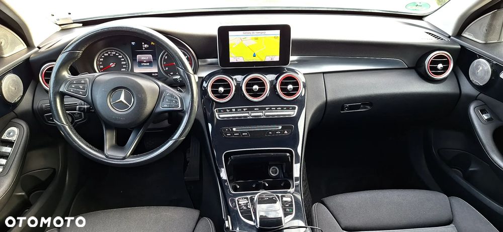 Mercedes-Benz Klasa C - 19