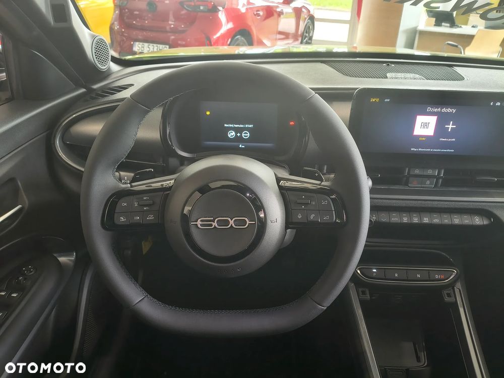 Fiat 600 1.2 Turbo Sport eDCT - 13