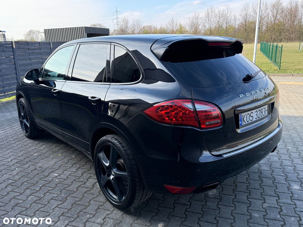 Porsche Cayenne Tiptronic S - 21