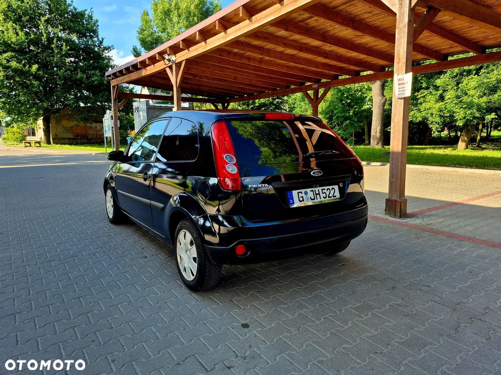 Ford Fiesta - 10