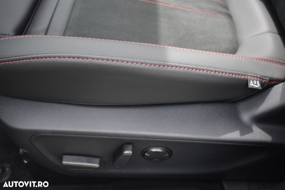 Ford Kuga - 16