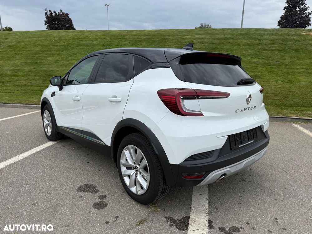Renault Captur TCe Mild Hybrid 140 EDC GPF TECHNO - 4