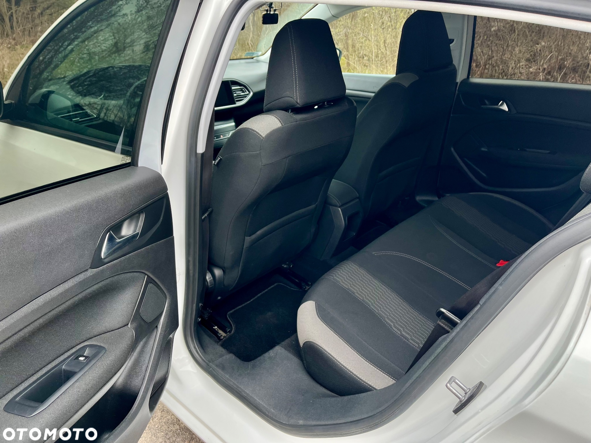 Peugeot 308 SW 1.6 BlueHDi Active S&S - 6