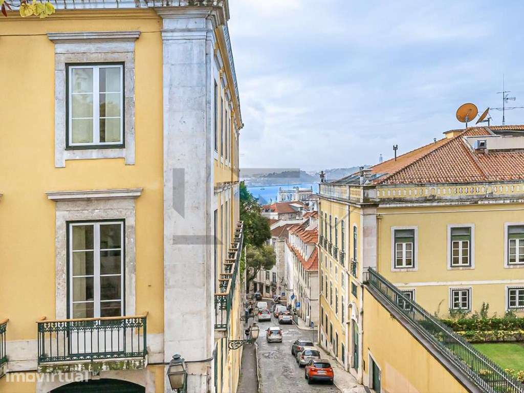 Apartamento T2 com Vista Rio e Garagem, para Venda, nas Escadinhas ... - Grande imagem: 3/29