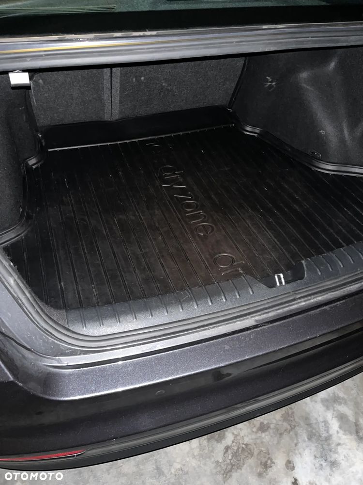 Kia Optima 1.7 CRDI L - 2