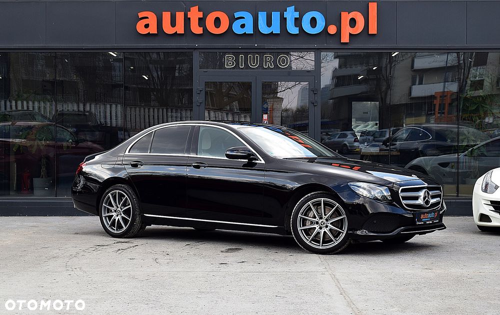 Mercedes-Benz Klasa E 400 4Matic 9G-TRONIC Avantgarde - 3
